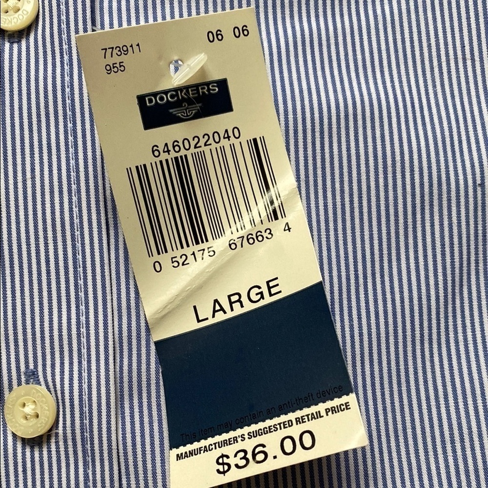 Dockers Blue and White Pinstripe Men's Short Sleeve Dress Shirt Size Large - Picture 9 of 9